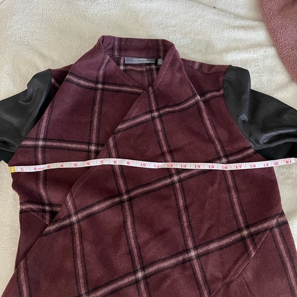 Lisa Rinna Collection, open front, plaid jacket with faux leather sleeves. XS - Picture 9 of 13